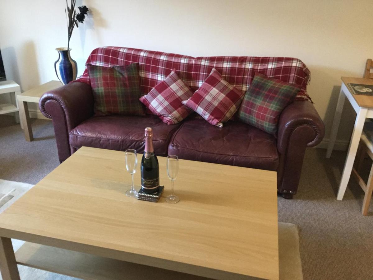 2 Bed City Apartment With Parking Glasgow Zewnętrze zdjęcie