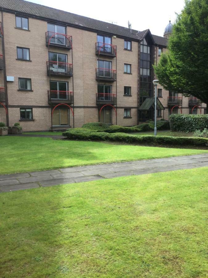 2 Bed City Apartment With Parking Glasgow Zewnętrze zdjęcie