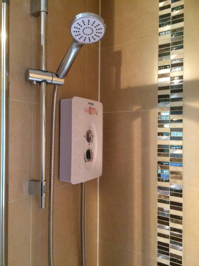 2 Bed City Apartment With Parking Glasgow Zewnętrze zdjęcie