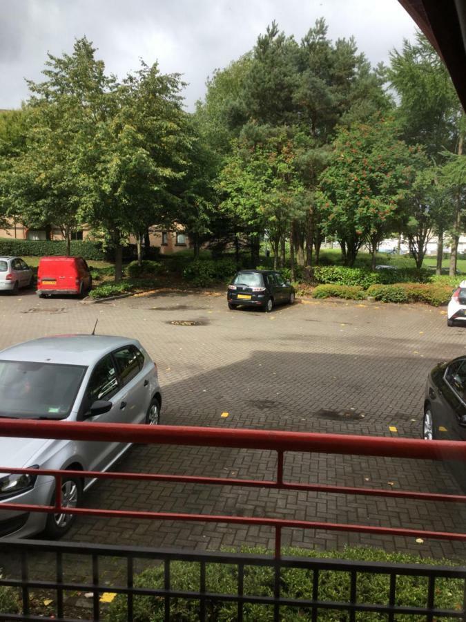 2 Bed City Apartment With Parking Glasgow Zewnętrze zdjęcie